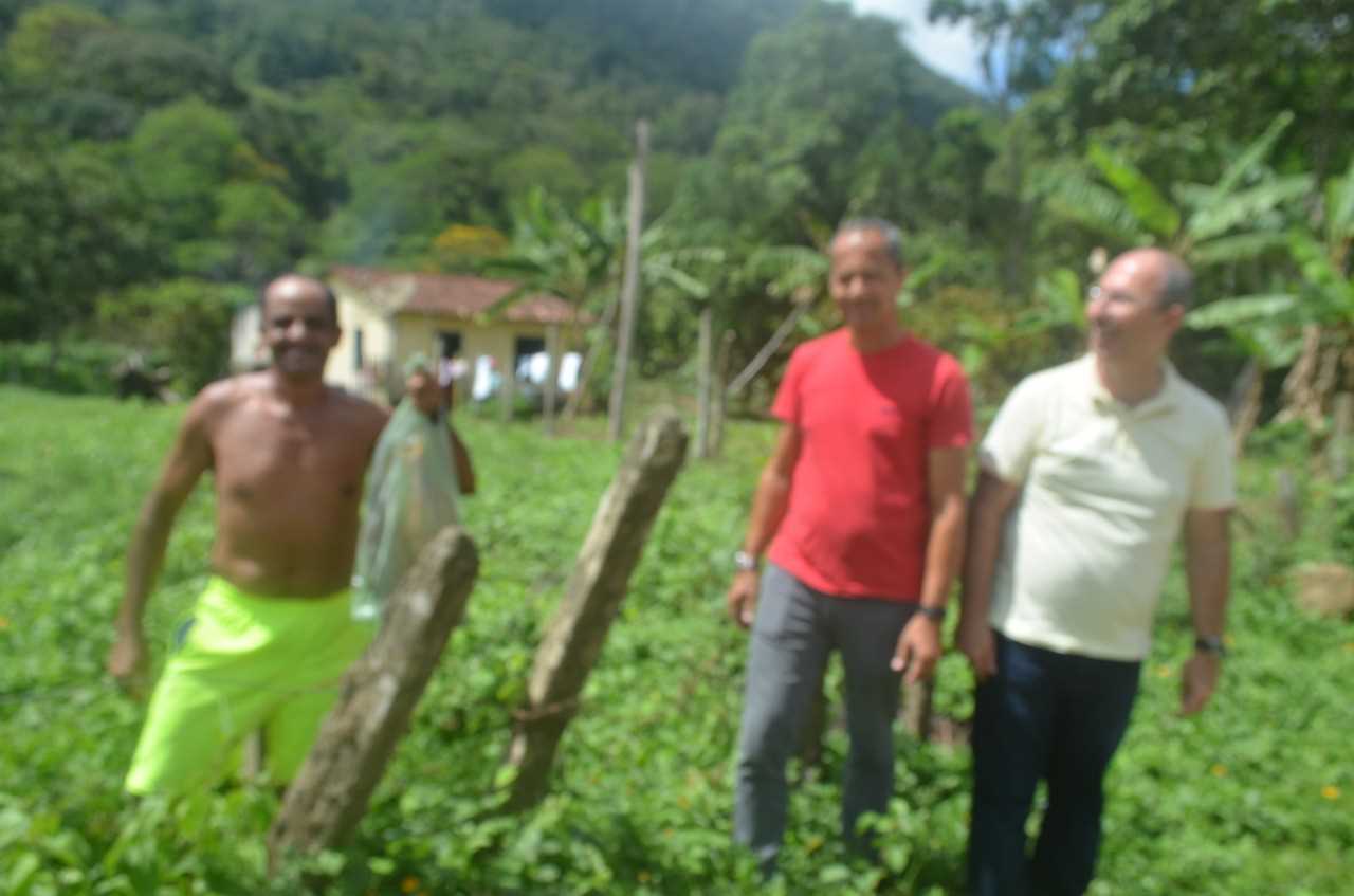Camacã: Prefeitura faz entrega de quase 20 mil kg de  peixe a população carente e garante a alimentação da Semana Santa
